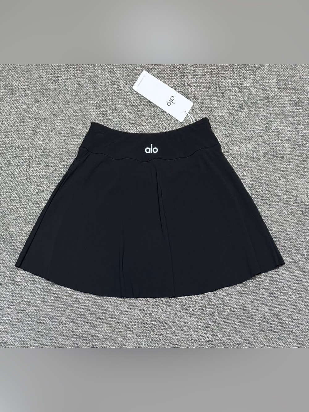 Alo Black Zip-Up Athletic Top + Skort Set - Picture 3 of 6